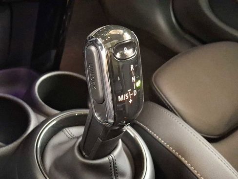 Certified 2024 MINI Cooper S image 13