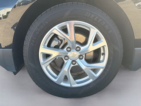 Used 2019 Chevrolet Equinox LT w/ Sun & Navigation Package image 41