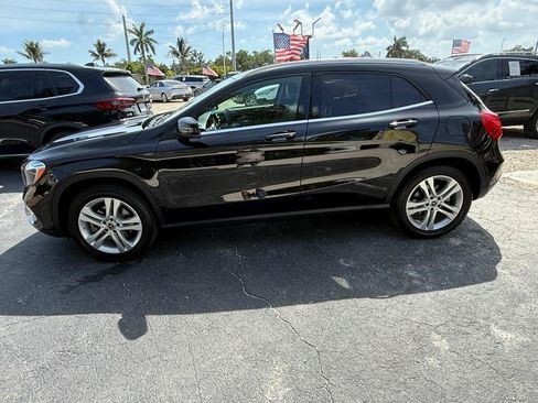 Used 2018 Mercedes-Benz GLA 250 4MATIC image 4
