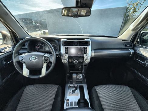 Used 2022 Toyota 4Runner SR5 AWD/4WD image 13