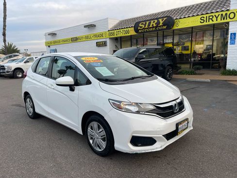 Used 2018 Honda Fit LX image 1