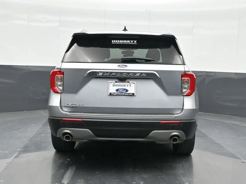 Used 2024 Ford Explorer Limited image 17