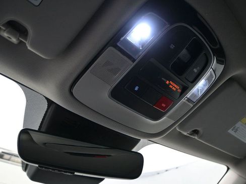 Used 2023 Hyundai Tucson Limited AWD/4WD image 6