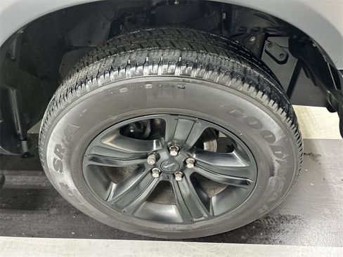 Used 2022 RAM 1500 Classic Warlock w/ Trailer Tow Group image 8