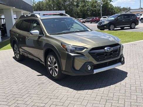 Certified 2024 Subaru Outback Touring XT AWD/4WD image 8