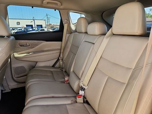 Used 2019 Nissan Murano SL FWD image 5