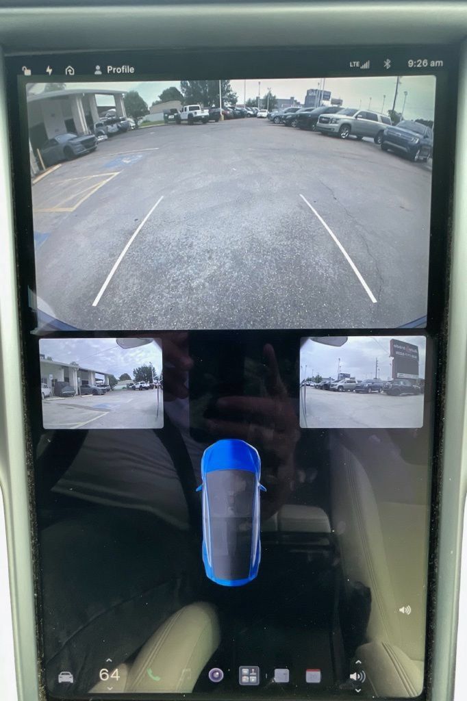 Used 2018 Tesla Model X 75D AWD/4WD image 26