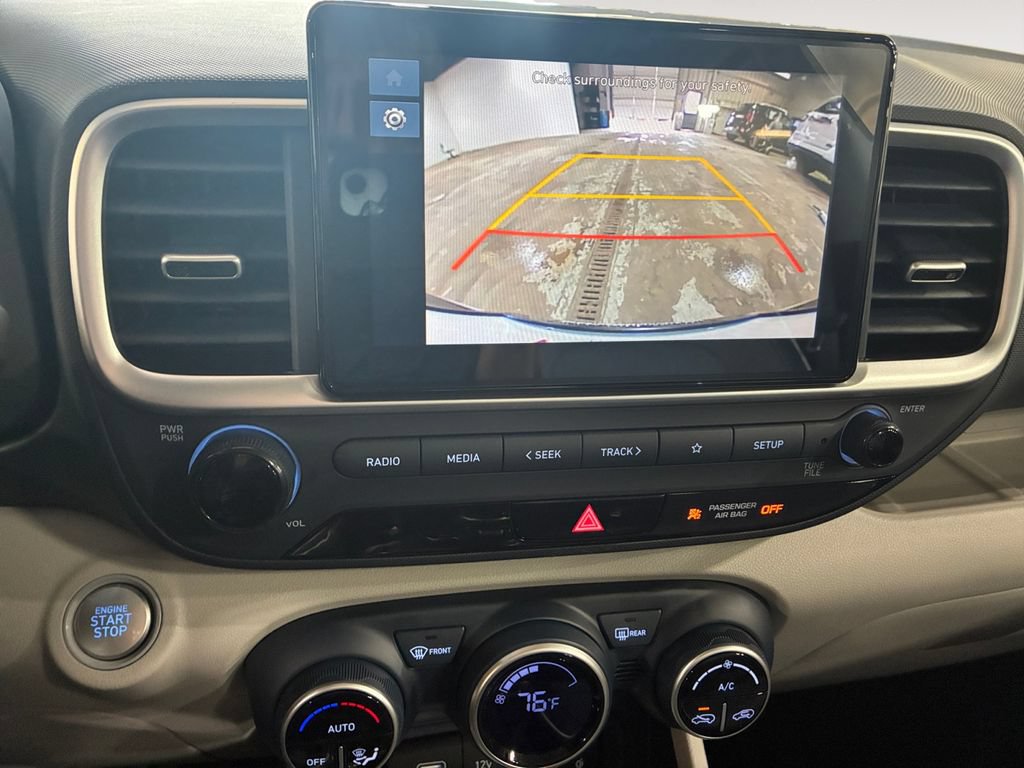 Used 2026 Hyundai Venue SEL FWD image 28
