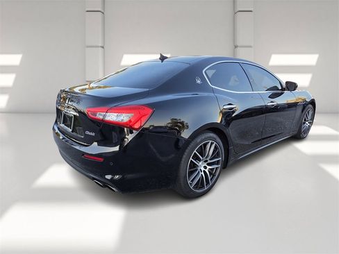 Used 2018 Maserati Ghibli image 4