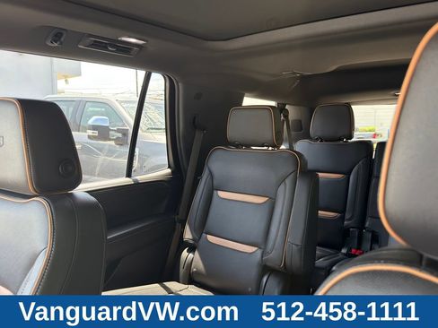 Used 2023 GMC Yukon AT4 AWD/4WD image 12