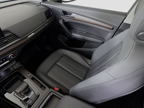 Used 2022 Audi Q5 2.0T Premium Plus w/ Premium Plus Package image 28