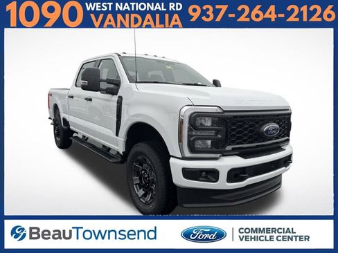 New 2026 Ford F250 4x4 Crew Cab Super Duty image 1