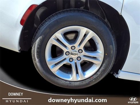 Used 2022 Dodge Charger SXT image 6