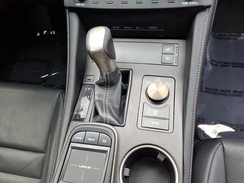 Used 2015 Lexus RC 350 w/ Navigation System Package RWD image 27