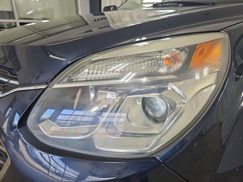 Used 2017 Chevrolet Equinox LT w/ Convenience Package FWD image 35