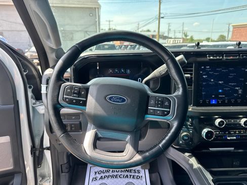 Used 2024 Ford F250 Lariat w/ Chrome Package AWD/4WD image 18