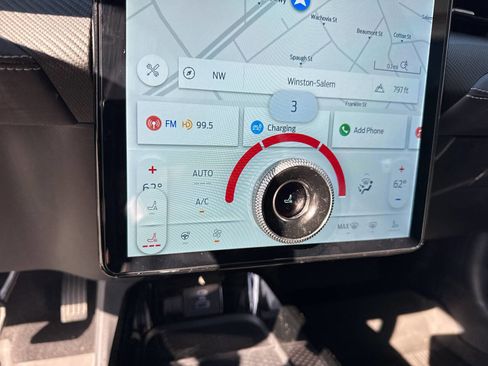 Used 2021 Ford Mustang Mach-E Premium image 19