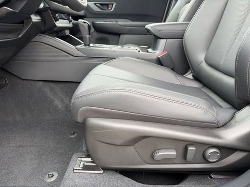 New 2026 Subaru Outback Limited AWD/4WD image 11