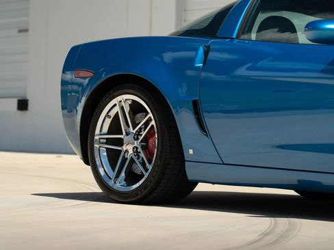 Used 2008 Chevrolet Corvette Z06 w/ Preferred Equipment Group RWD image 33
