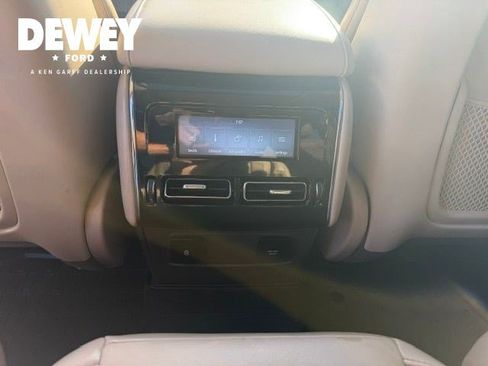 Used 2021 Lincoln Aviator Reserve w/ Equipment Group 201A AWD/4WD image 28