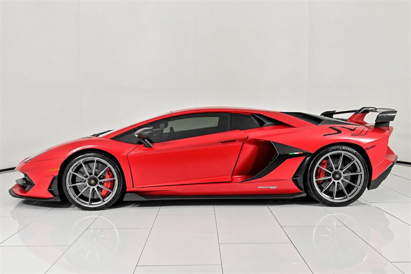 Used 2019 Lamborghini Aventador SVJ AWD/4WD image 13