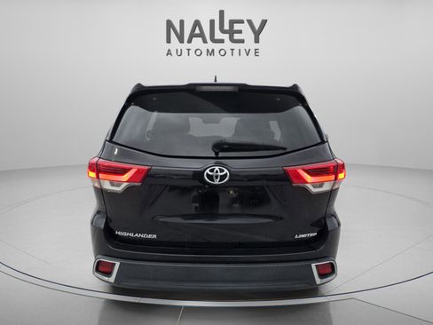 Used 2019 Toyota Highlander Limited image 4