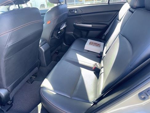 Used 2016 Subaru Crosstrek 2.0i Limited w/ Popular Package #2 image 9