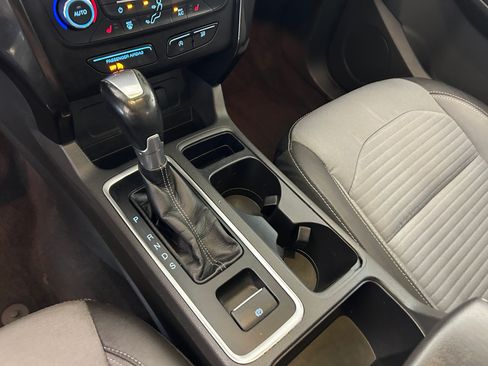 Used 2017 Ford Escape SE w/ Equipment Group 201A AWD/4WD image 17