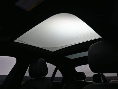 Certified 2018 Mercedes-Benz C 300 Sedan image 23