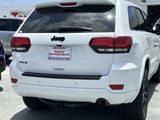 Used 2018 Jeep Grand Cherokee Altitude image 4