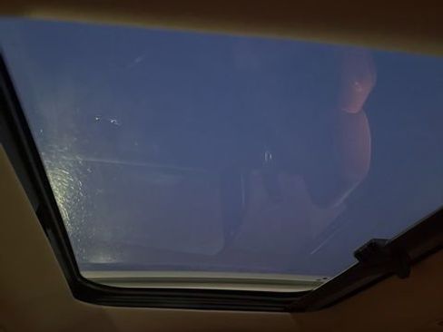 Used 2015 GMC Acadia SLT image 8