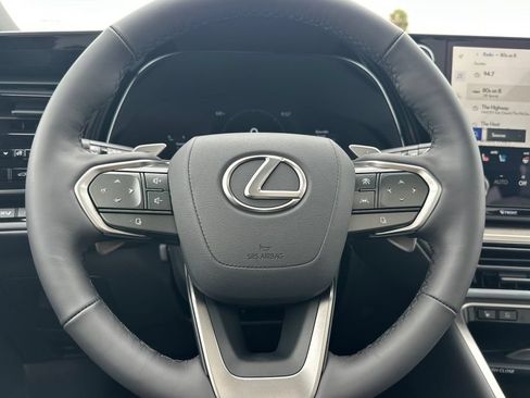 New 2026 Lexus TX 550h AWD Plug-In Hybrid image 24