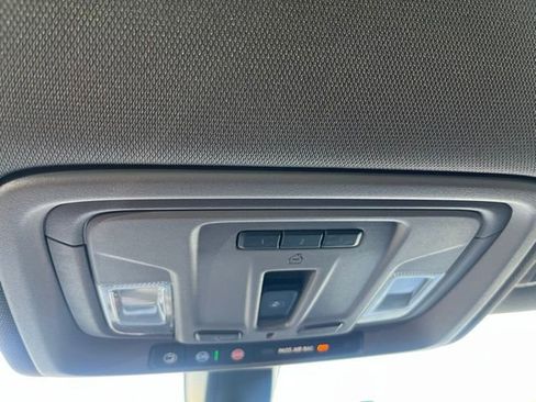 Used 2020 Chevrolet Silverado 1500 LT w/ Texas Edition image 28