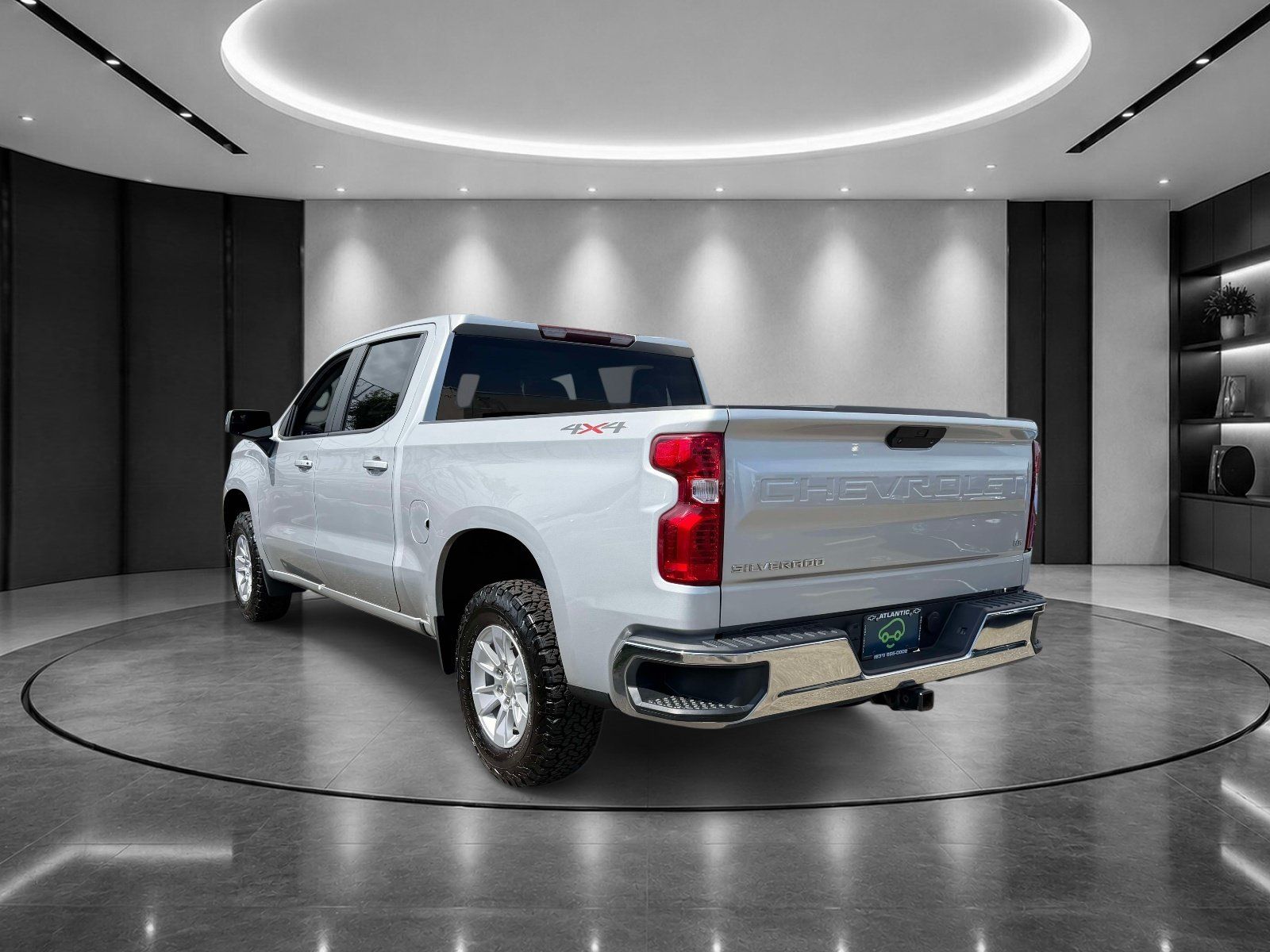 Used 2021 Chevrolet Silverado 1500 LT w/ Bed Protection Package AWD/4WD image 3
