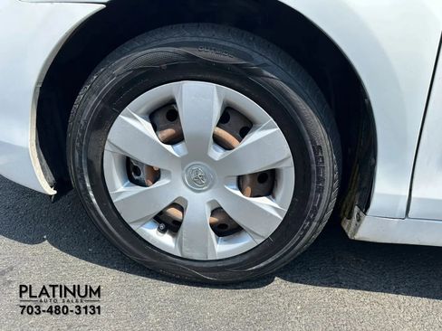 Used 2009 Toyota Camry LE FWD image 23