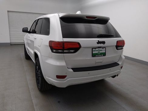 Used 2021 Jeep Grand Cherokee Laredo X RWD image 6