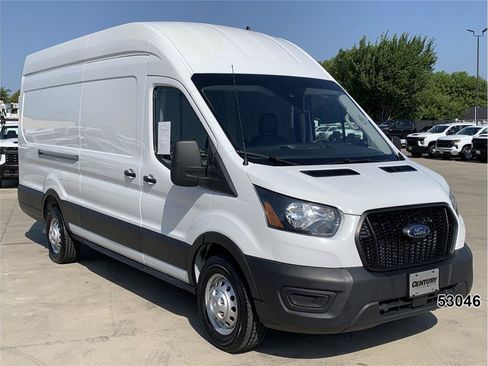 Used 2023 Ford Transit 250 148 High Roof Extended AWD image 3