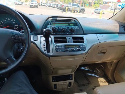Used 2010 Honda Odyssey EX-L image 17