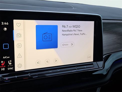 Used 2025 Volkswagen Atlas SEL Premium R-Line image 34