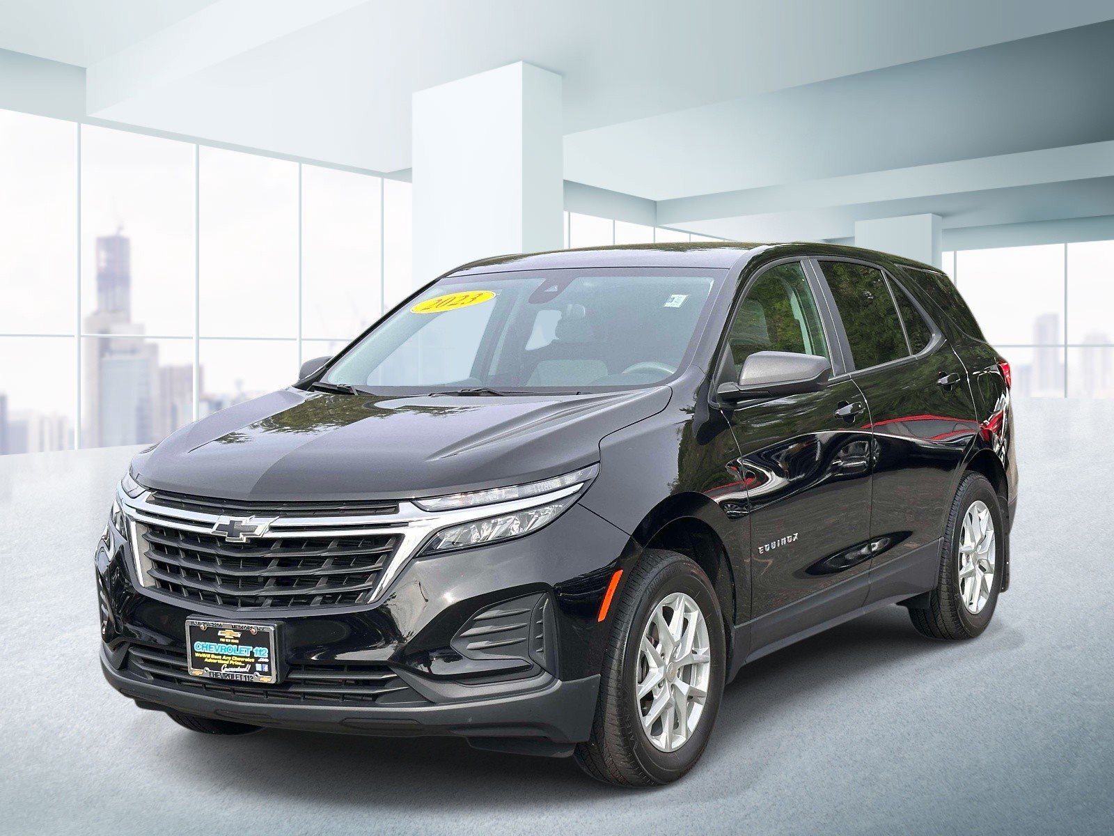 Used 2023 Chevrolet Equinox LS w/ LS Convenience Package AWD/4WD image 1