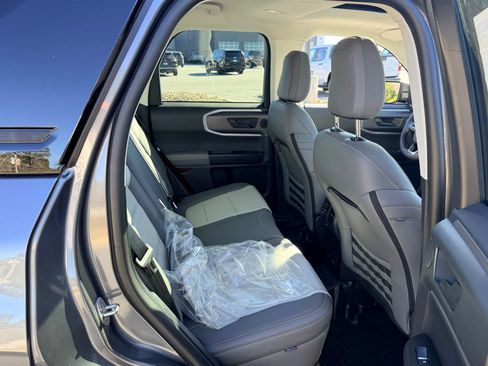 Used 2025 Ford Bronco Sport Badlands w/ Sasquatch Badlands Package AWD/4WD image 21