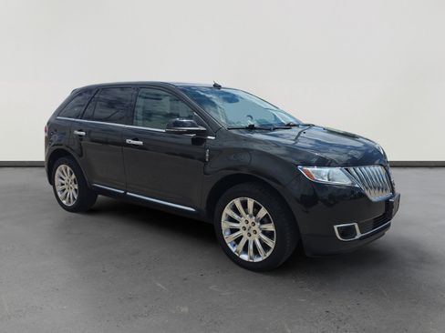 Used 2013 Lincoln MKX AWD image 7