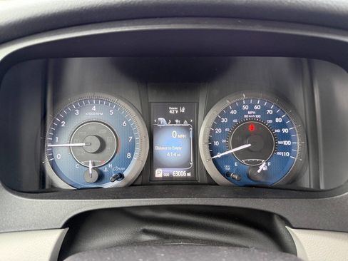 Used 2019 Toyota Sienna LE image 25