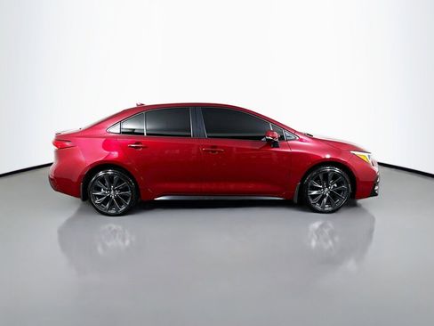Used 2025 Toyota Corolla SE FWD image 6