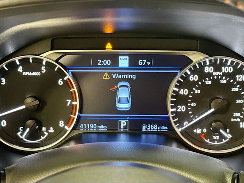 Used 2023 Nissan Altima 2.0 SR FWD image 12