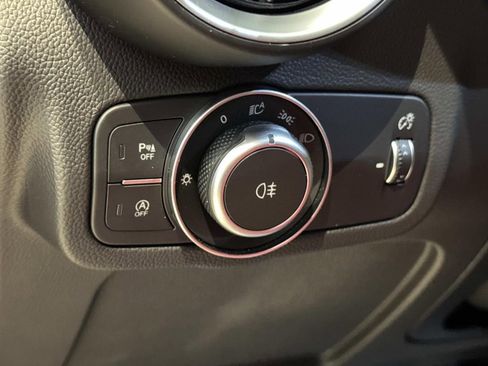 New 2026 Alfa Romeo Stelvio Sprint w/ Convenience Package image 16