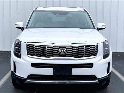 Used 2021 Kia Telluride EX w/ EX Premium Package image 3