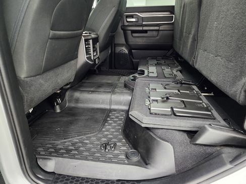 Used 2022 RAM 3500 Big Horn w/ Level C Equiment Group image 34