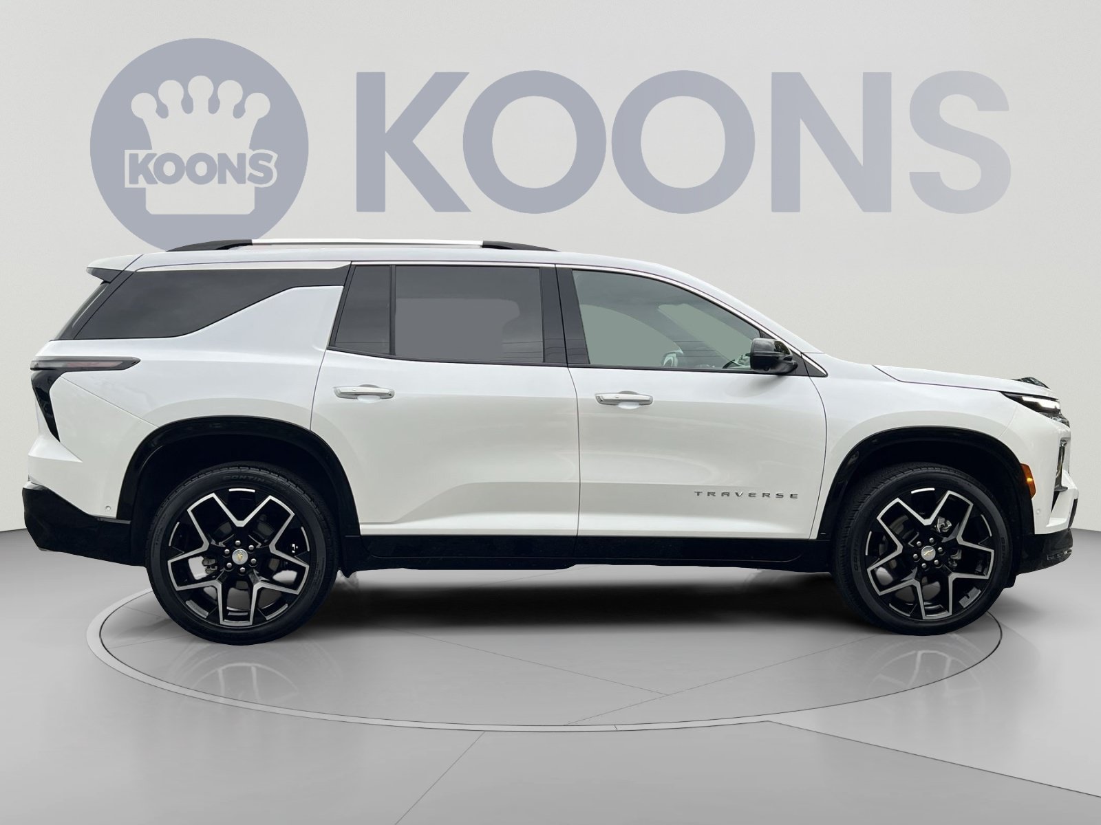 Used 2025 Chevrolet Traverse High Country AWD/4WD image 10