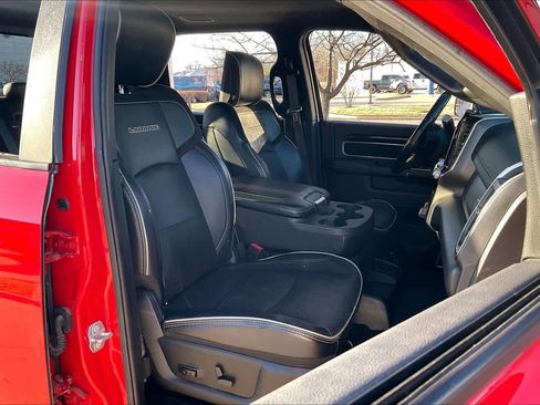 Used 2022 RAM 2500 Laramie w/ Night Edition image 8